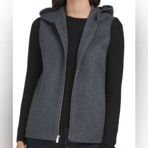 THEORY HOODED GILET DF*******SIZE: MEDIUM